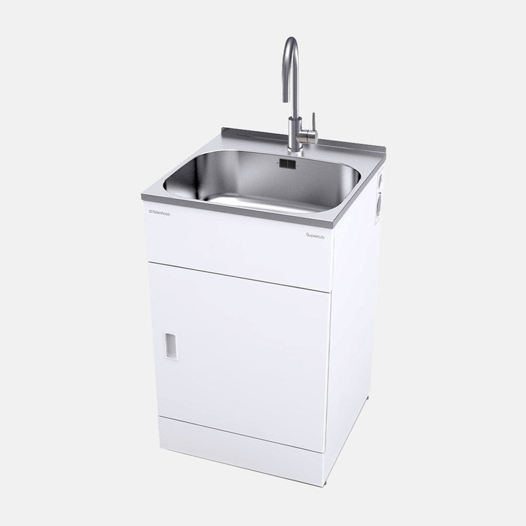 Standard Sized Tub with Stainless Steel Gooseneck Tap